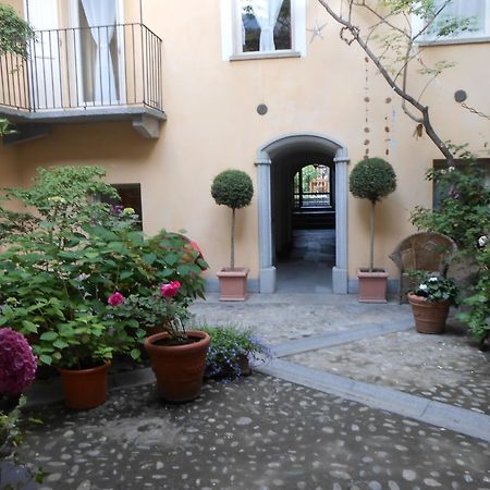 Aparthotel Casa De Giorgis Aosta Esterno foto