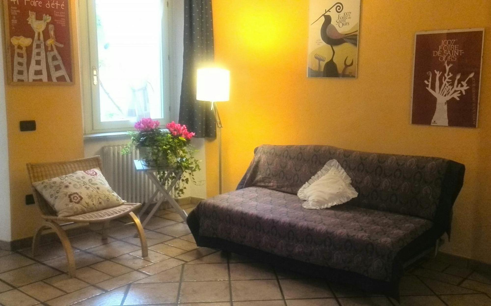 Aparthotel Casa De Giorgis Aosta Esterno foto