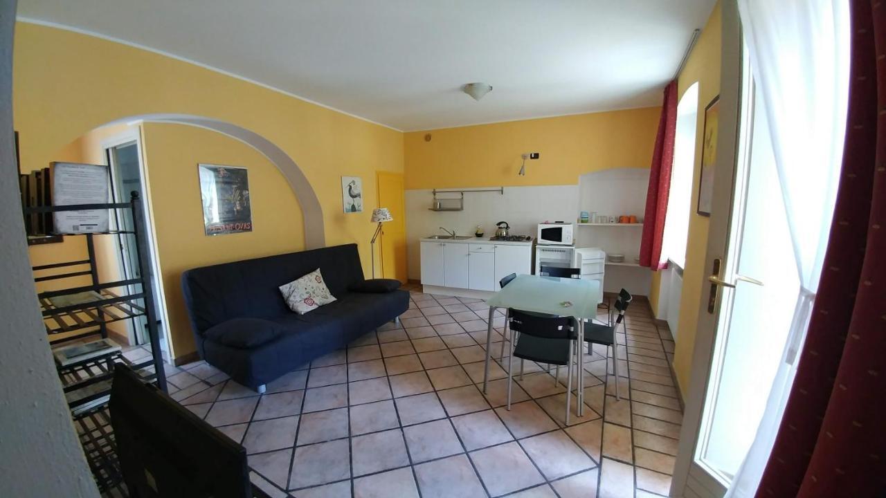 Aparthotel Casa De Giorgis Aosta Esterno foto